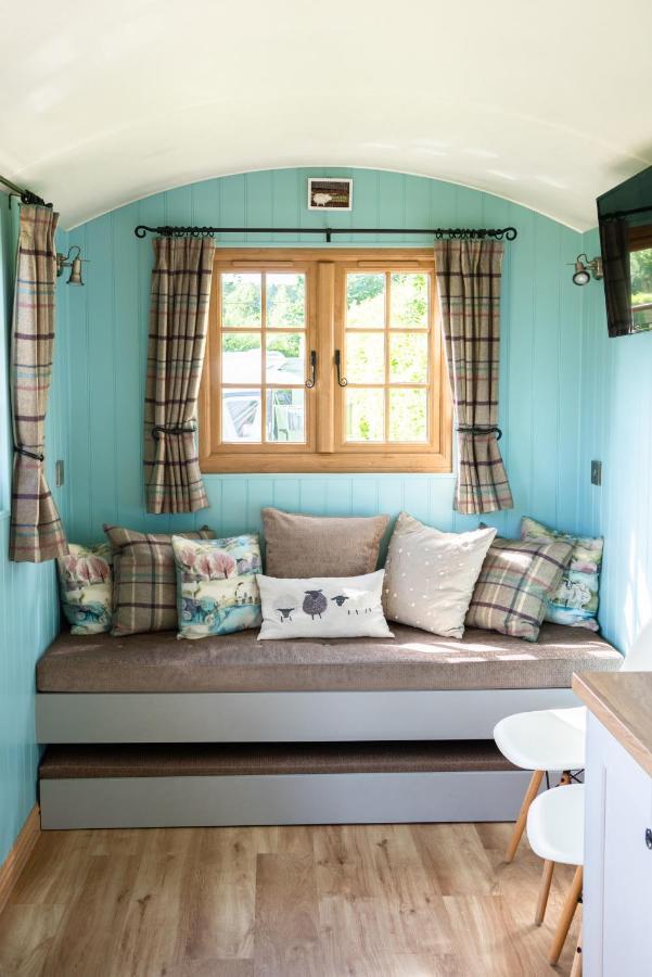 Отель Glamping At South Lytchett Manor Пул Экстерьер фото