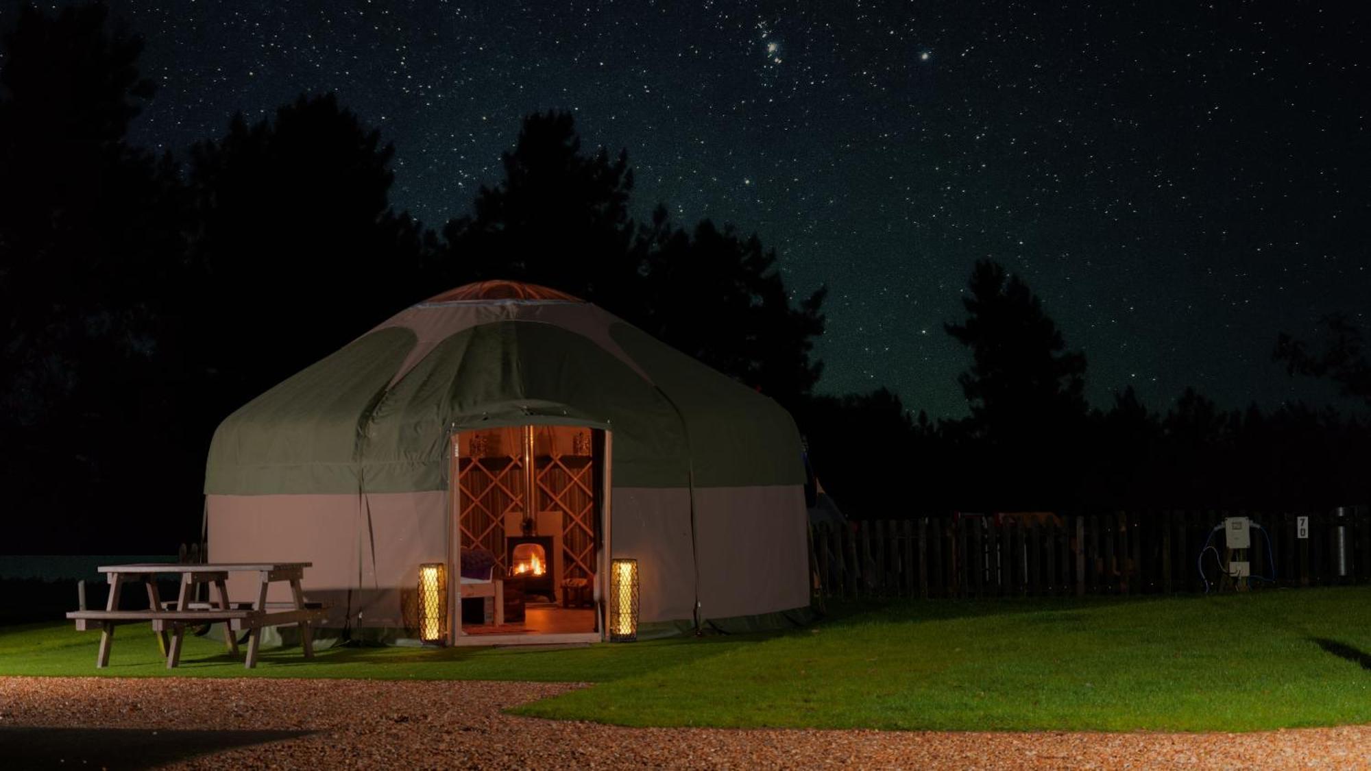 Отель Glamping At South Lytchett Manor Пул Экстерьер фото