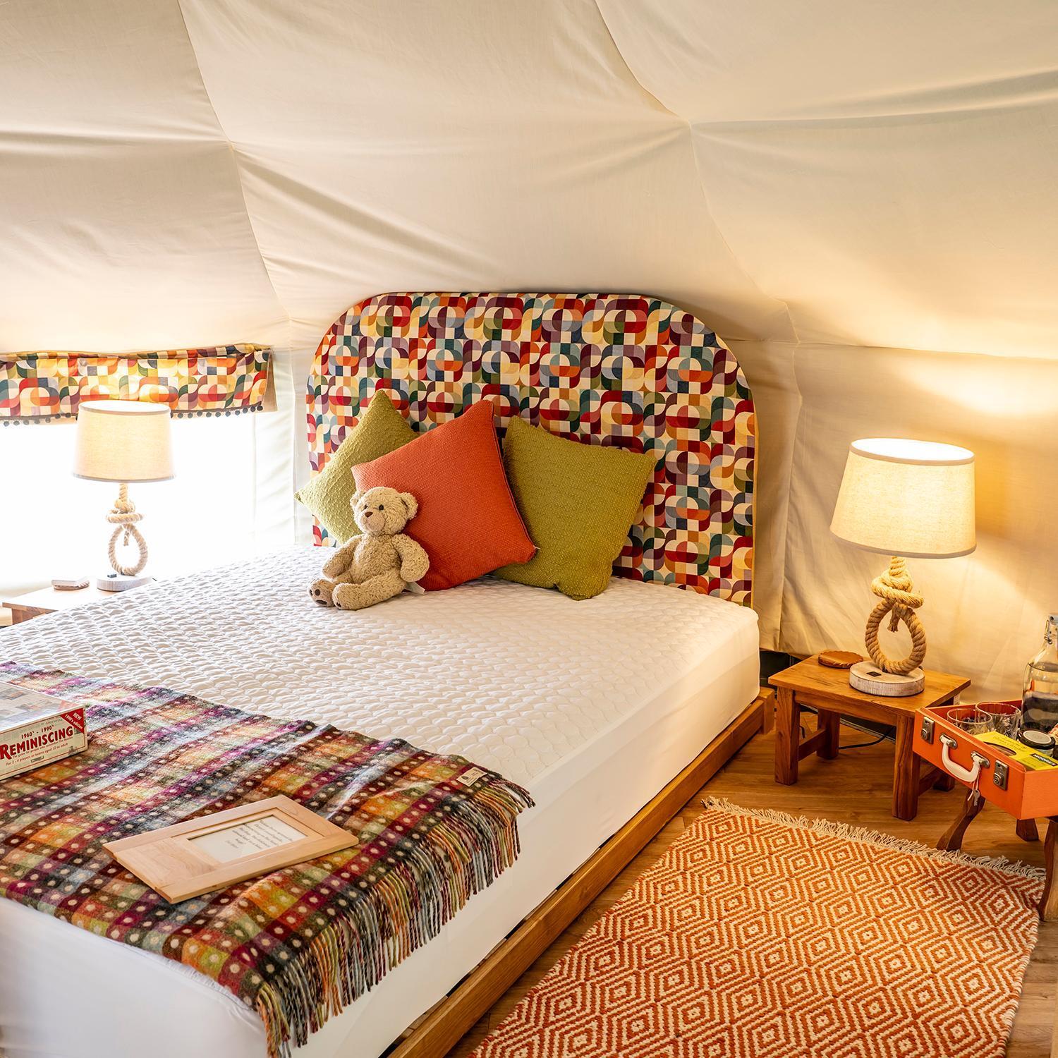 Отель Glamping At South Lytchett Manor Пул Экстерьер фото
